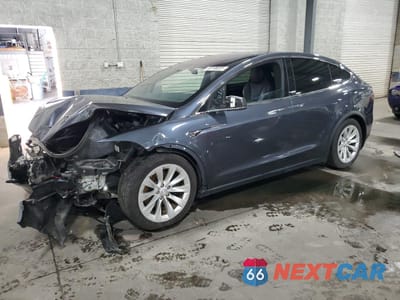 2017 TESLA MODEL X 5YJXCDE23HF040206 - główne zdjęcie licytacji z USA - miniatura