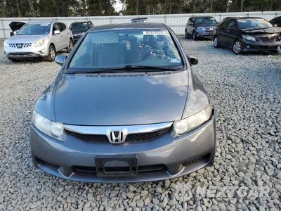Piąte zdjęcie samochodu w środku: 2011 HONDA CIVIC LX VIN:19XFA1F59BE002260 - miniatura