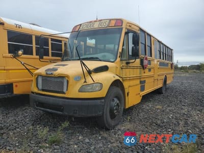 Drugie zdjęcie samochodu z przodu: 2009 THOMAS SAF-T-LINER C2 - SCHOOL BUS VIN:4UZABRDJ19CAH1204 - miniatura