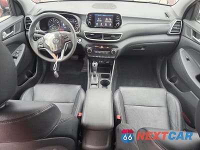 Zdjęcie 8 z 13 samochodu: 2019 HYUNDAI TUCSON LIMITED VIN:KM8J3CA44KU034562 - miniatura