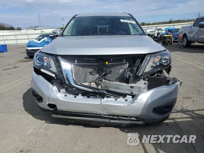 Piąte zdjęcie samochodu w środku: 2019 NISSAN PATHFINDER S VIN:5N1DR2MM2KC612990 - miniatura