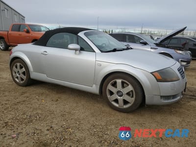 Czwarte zdjęcie samochodu z boku: 2002 AUDI TT VIN:TRUTC28N521001342 - miniatura