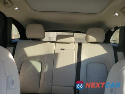 Zdjęcie 10 z 16 samochodu: 2021 JAGUAR F-PACE S VIN:SADCJ2EX2MA665238 - miniatura