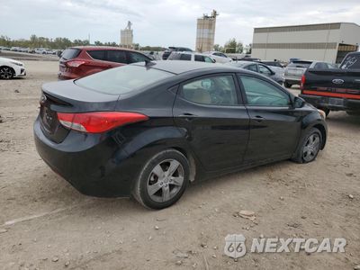 Trzecie zdjęcie samochodu z tyłu: 2013 HYUNDAI ELANTRA GLS VIN:KMHDH4AE3DU891052 - miniatura