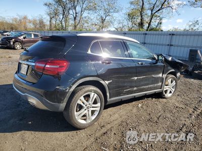 Trzecie zdjęcie samochodu z tyłu: 2020 MERCEDES-BENZ GLA 250 4MATIC VIN:WDCTG4GB8LU021452 - miniatura