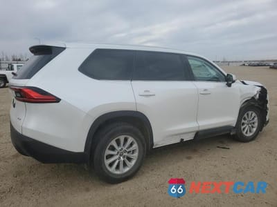 Trzecie zdjęcie samochodu z tyłu: 2024 TOYOTA GRAND HIGHLANDER XLE VIN:5TDAAAB50RS046731 - miniatura
