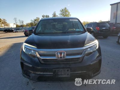 Piąte zdjęcie samochodu w środku: 2019 HONDA PILOT LX VIN:5FNYF6H18KB101163 - miniatura