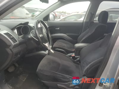 Zdjęcie 7 z 12 samochodu: 2010 MITSUBISHI OUTLANDER ES VIN:JA4AT2AW9AZ001617 - miniatura