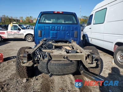 Zdjęcie 6 z 12 samochodu: 2018 CHEVROLET SILVERADO C3500 VIN:1GB4CYCY9JF131701 - miniatura