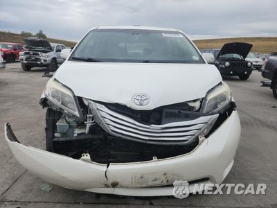 Piąte zdjęcie samochodu w środku: 2015 TOYOTA SIENNA XLE VIN:5TDDK3DC1FS109042 - miniatura