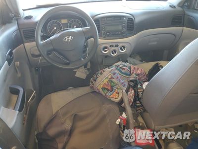 Zdjęcie 8 z 13 samochodu: 2006 HYUNDAI ACCENT GLS VIN:KMHCN46C56U031622 - miniatura