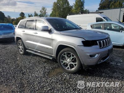 Czwarte zdjęcie samochodu z boku: 2018 JEEP GRAND CHEROKEE LIMITED VIN:1C4RJFBG0JC245494 - miniatura