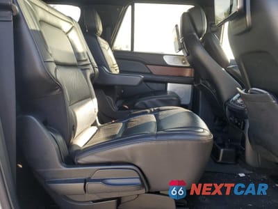 Zdjęcie 11 z 14 samochodu: 2018 LINCOLN NAVIGATOR L RESERVE VIN:5LMJJ3LT9JEL05566 - miniatura