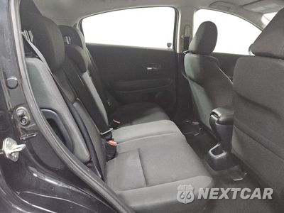 Zdjęcie 10 z 14 samochodu: 2021 HONDA HR-V LX VIN:3CZRU6H34MM703725 - miniatura