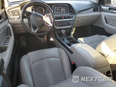 Zdjęcie 8 z 15 samochodu: 2018 HYUNDAI SONATA SPORT VIN:5NPE34AF0JH649115 - miniatura