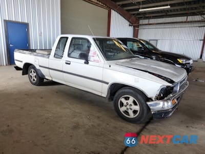 Czwarte zdjęcie samochodu z boku: 1993 TOYOTA PICKUP 1/2 TON EXTRA LONG WHEELBASE DX VIN:JT4RN93P8P5078190 - miniatura