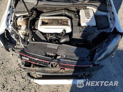 Zdjęcie 11 z 13 samochodu: 2010 VOLKSWAGEN GTI VIN:WVWED7AJ6AW340861 - miniatura