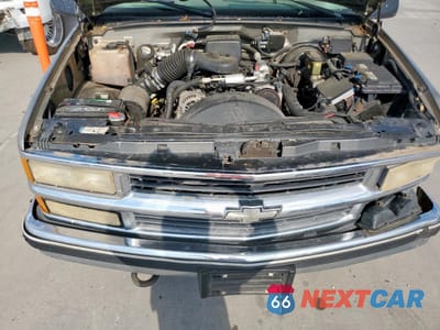 Zdjęcie 11 z 14 samochodu: 1999 CHEVROLET TAHOE VIN:1GNEK13R5XR149467 - miniatura