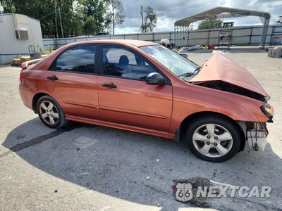 Czwarte zdjęcie samochodu z boku: 2008 KIA SPECTRA EX VIN:KNAFE121785018787 - miniatura