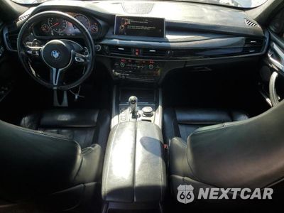 Zdjęcie 8 z 13 samochodu: 2015 BMW X5 M VIN:5YMKT6C51F0C89693 - miniatura