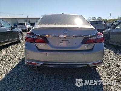 Zdjęcie 6 z 13 samochodu: 2017 HONDA ACCORD TOURING VIN:1HGCR3F96HA011201 - miniatura