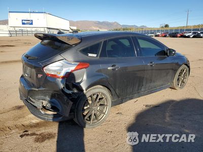 Trzecie zdjęcie samochodu z tyłu: 2016 FORD FOCUS ST VIN:1FADP3L90GL406836 - miniatura