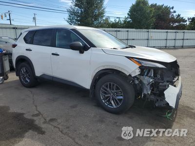 Czwarte zdjęcie samochodu z boku: 2021 NISSAN ROGUE S VIN:5N1AT3AB2MC847339 - miniatura