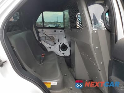 Zdjęcie 11 z 14 samochodu: 2016 FORD EXPLORER POLICE INTERCEPTOR VIN:1FM5K8AT7GGA86735 - miniatura
