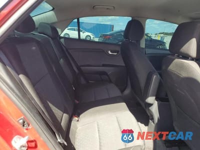 Zdjęcie 10 z 12 samochodu: 2021 KIA RIO LX VIN:3KPA24AD6ME390946 - miniatura