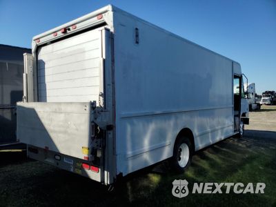 Trzecie zdjęcie samochodu z tyłu: 2015 FORD F59 - delivery van VIN:1F66F5KY4F0A13127 - miniatura