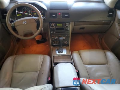 Zdjęcie 8 z 13 samochodu: 2010 VOLVO XC90 3.2 VIN:YV4982CYXA1546407 - miniatura