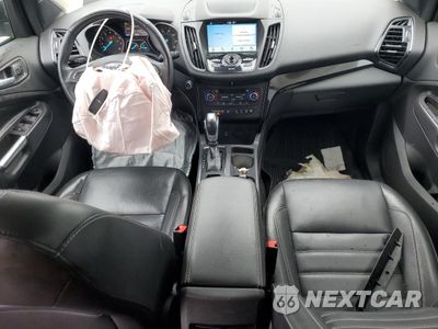 Zdjęcie 8 z 14 samochodu: 2019 FORD ESCAPE TITANIUM VIN:1FMCU9J99KUA85835 - miniatura