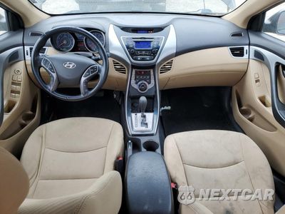 Zdjęcie 8 z 12 samochodu: 2013 HYUNDAI ELANTRA GLS VIN:KMHDH4AE3DU891052 - miniatura