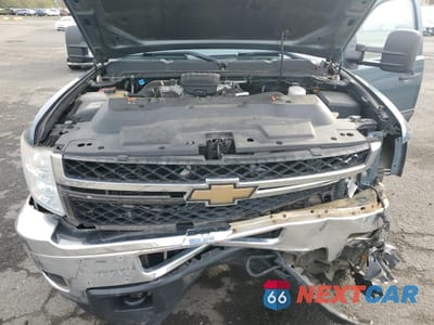 Zdjęcie 11 z 12 samochodu: 2011 CHEVROLET SILVERADO K3500 LT VIN:1GC4K0C85BF245079 - miniatura