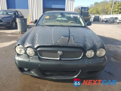 Piąte zdjęcie samochodu w środku: 2008 JAGUAR XJ8 L VIN:SAJWA79B68SH19648 - miniatura