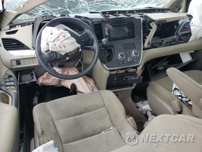 Zdjęcie 8 z 14 samochodu: 2015 TOYOTA SIENNA VIN:5TDZK3DC7FS592350 - miniatura