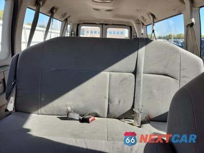 Zdjęcie 10 z 13 samochodu: 2011 FORD ECONOLINE WAGON XLT VIN:1FBSS3BL6BDB21823 - miniatura