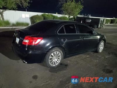 Trzecie zdjęcie samochodu z tyłu: 2010 SUZUKI KIZASHI SE VIN:JS2RE9A3XA6100732 - miniatura