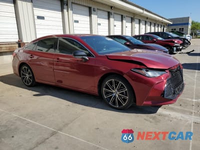 Czwarte zdjęcie samochodu z boku: 2019 TOYOTA AVALON XLE VIN:4T1BZ1FB9KU017173 - miniatura