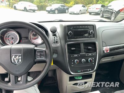 Zdjęcie 9 z 10 samochodu: 2014 RAM TRADESMAN VIN:2C4JRGAG4ER428620 - miniatura