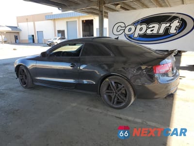 Drugie zdjęcie samochodu z przodu: 2010 AUDI S5 PREMIUM PLUS VIN:WAUCVAFR3AA003638 - miniatura
