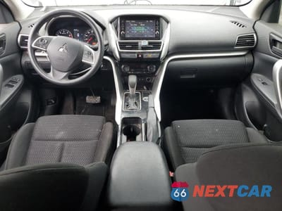 Zdjęcie 8 z 13 samochodu: 2020 MITSUBISHI ECLIPSE CROSS ES VIN:JA4AT3AAXLZ002787 - miniatura