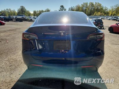 Zdjęcie 6 z 15 samochodu: 2022 TESLA MODEL Y VIN:7SAYGDEE2NF496232 - miniatura