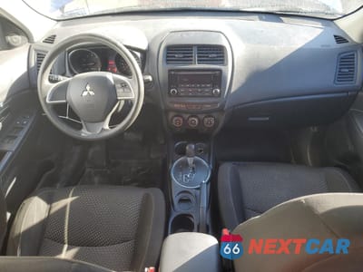 Zdjęcie 8 z 13 samochodu: 2016 MITSUBISHI RVR SE VIN:JA4AH3AU8GZ606422 - miniatura