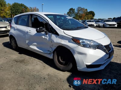 Czwarte zdjęcie samochodu z boku: 2019 NISSAN VERSA NOTE S VIN:3N1CE2CP5KL366094 - miniatura