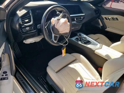 Zdjęcie 8 z 11 samochodu: 2023 BMW Z4 SDRIVE30I VIN:WBAHF3C05PWY11943 - miniatura