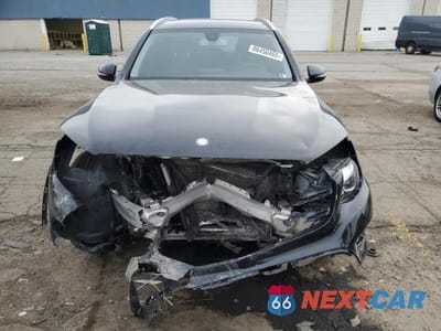 Piąte zdjęcie samochodu w środku: 2017 MERCEDES-BENZ GLC 300 4MATIC VIN:WDC0G4KB1HF121253 - miniatura