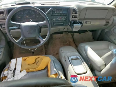 Zdjęcie 8 z 14 samochodu: 1999 CHEVROLET TAHOE VIN:1GNEK13R5XR149467 - miniatura