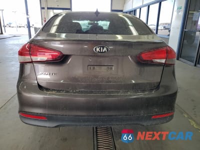 Zdjęcie 6 z 12 samochodu: 2017 KIA FORTE LX VIN:3KPFK4A77HE122283 - miniatura