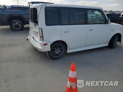 Trzecie zdjęcie samochodu z tyłu: 2006 TOYOTA SCION XB VIN:JTLKT324964119687 - miniatura